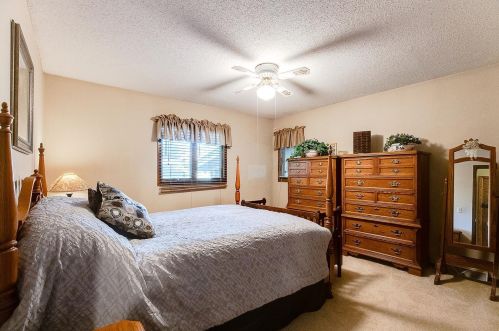 1716 Harrison Ct, Waterford MN  55057-3004 exterior