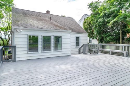 46 Stafford Rd, Stamford, CT 06902-4208