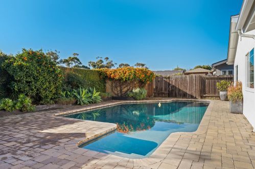 5267 Calle Barquero, Santa Barbara CA  93111-1715 exterior