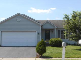 1089 Robmeyer Dr, Columbus, OH 43207-7236