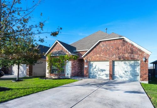 108 Yukon Cv, Monadale, TX 78634-5675
