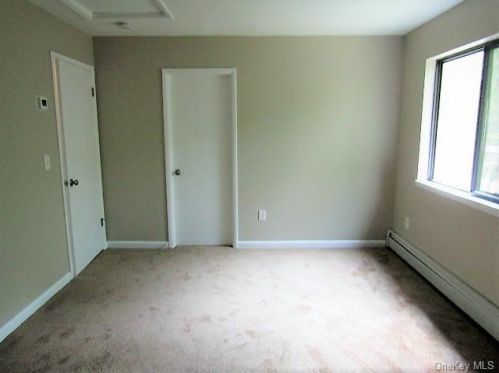 28 Raker Rd, Poughkeepsie NY  12603-5632 exterior