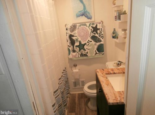 52 Randall Ave, Trenton NJ  08611-3106 exterior