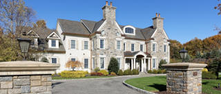 5 Brook View Ln, Rye, NY 10580-1942