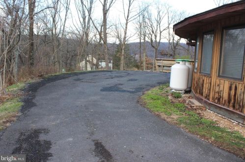 69 Eagle Trl, Charnita PA  17320-8104 exterior