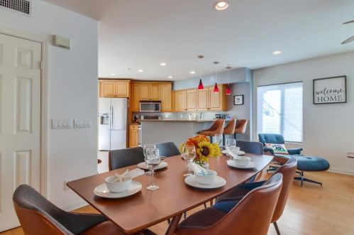 723 Diamond St, San Diego CA  92109-2447 exterior