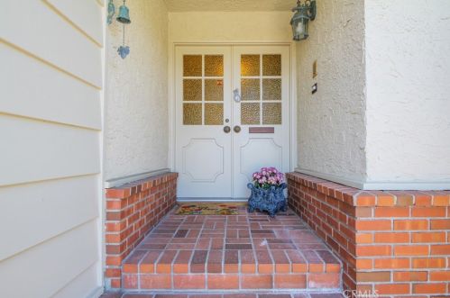 23317 Henry Ct, Torrance, CA 90505-3127