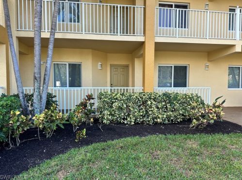 10030 Maddox Ln, Bonita Springs, FL 34135-7725