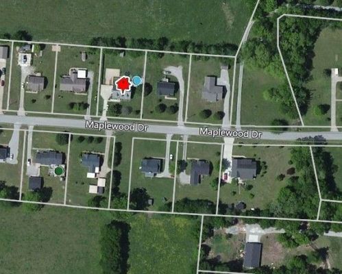 310 Maplewood Dr, Cornersville, TN 37047-4231