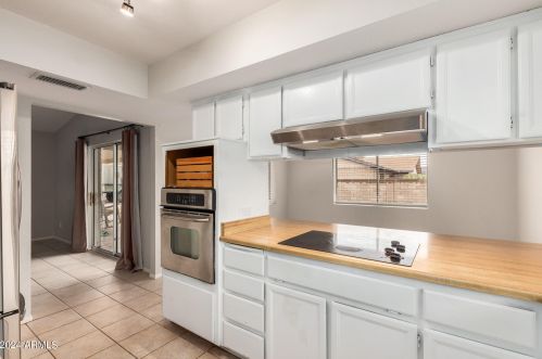 4802 Sandra Ter, Glendale AZ  85306-2021 exterior