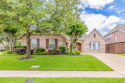 1020 Lost Valley Dr, Euless, TX 76039-5835