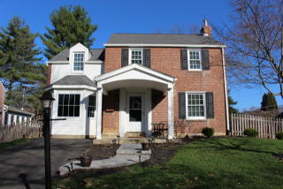 211 Terminal Ave, Ardsley, PA 19038-7825