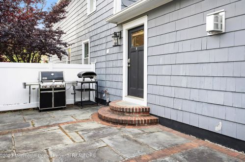 100 Branch Ave, Tinton Falls NJ  07701-2204 exterior