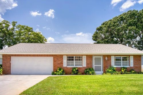 1652 Caledonia Dr, Palm Harbor, FL 34684-2309