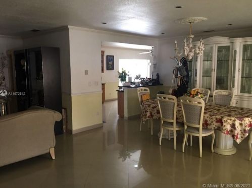 760 80th St, Hialeah FL  33014-4132 exterior