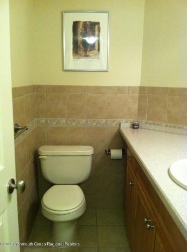 110 Tower Hill Dr, Tinton Falls NJ  07701-2416 exterior
