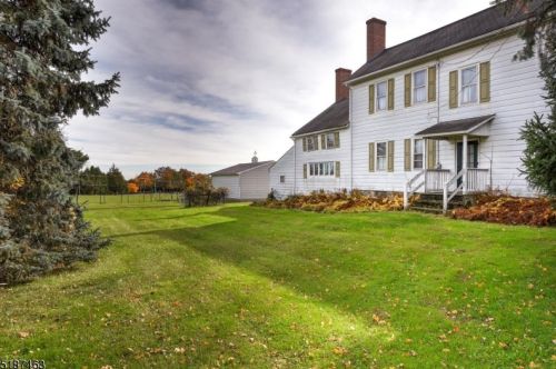 228 Thatchers Hill Rd, Flemington, NJ 08822-4653