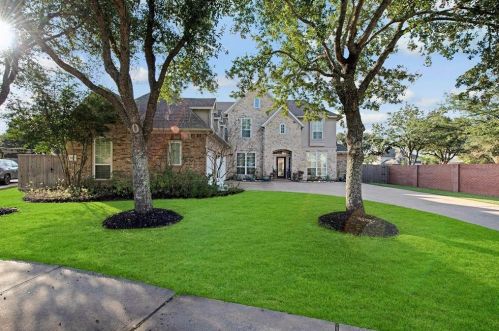 11607 Island Manor St, Pearland, TX 77584-8243