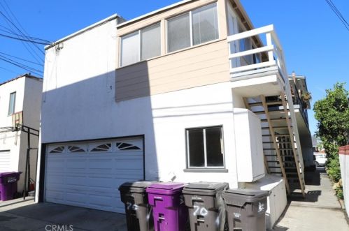 70 Roycroft Ave, Long Beach CA  90803-3122 exterior