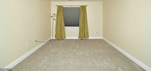 1206 Normandy Ct, Flemington NJ  08822-1853 exterior