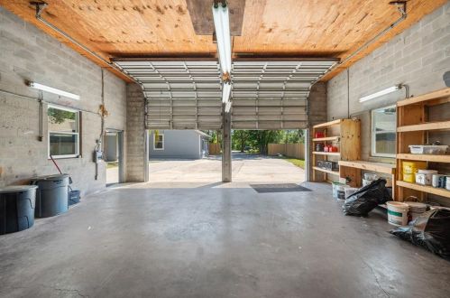 8544 Pinecone Dr, Lakeland FL  33809-1674 exterior