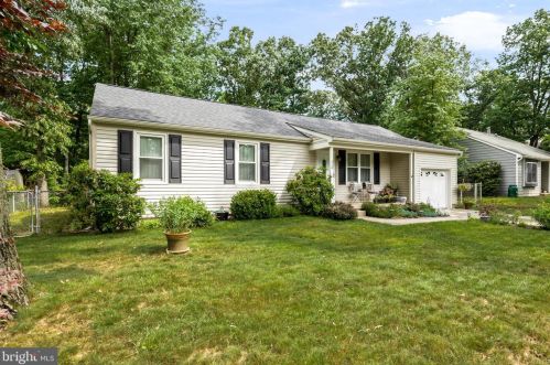 538 Elberne Ave, West Deptford, NJ 08093-1715