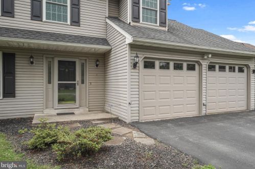 1351 Westminster Dr, Downingtown, PA 19335-3655