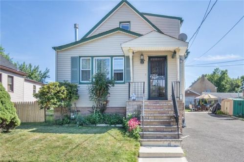 49 Greenbrook Ave, Keasbey, NJ 08832-1132