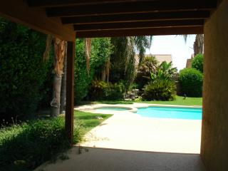 34220 Linda Way, Cathedral City CA  92234-6301 exterior