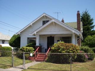 3415 M St, Tacoma, WA 98404-3931