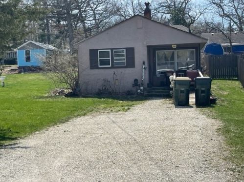 619 Vincent Rd, Twin Lakes WI  53181-9501 exterior