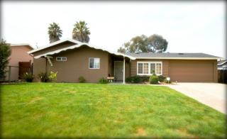 770 El Camino Paraiso, Hollister, CA 95023-4213