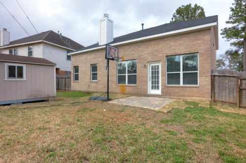 8514 Sports Haven Dr, Humble TX  77346-6000 exterior