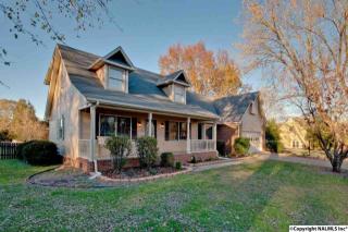 103 Season Ln, Huntsville, AL 35811-9455