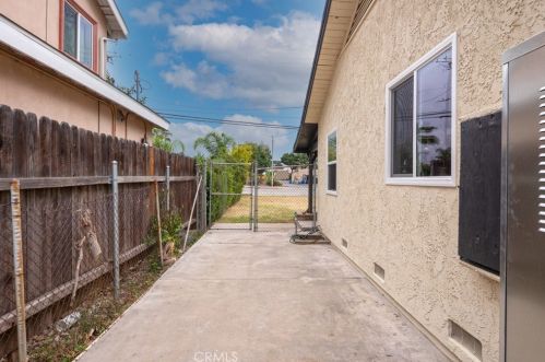 1741 Valley Center Ave, Glendora CA  91740-6132 exterior