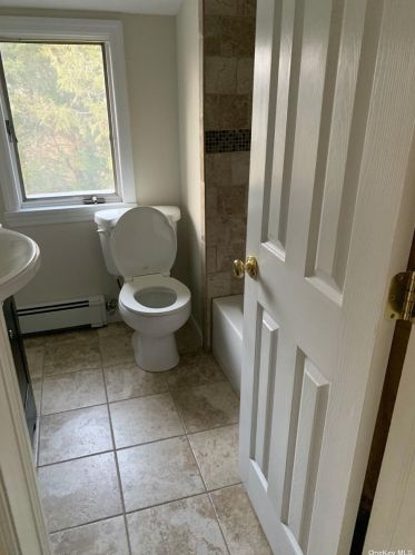 95 Franklin Ave, Elwood NY  11731-2335 exterior