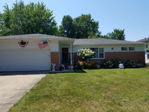 2090 Aldersgate Dr, Cleveland, OH 44124-3808
