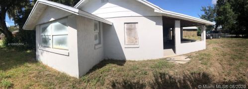 1106 English St, Titusville, FL 32796-2722