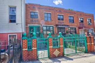 514 Lexington Ave, Brooklyn, NY 11221-1572