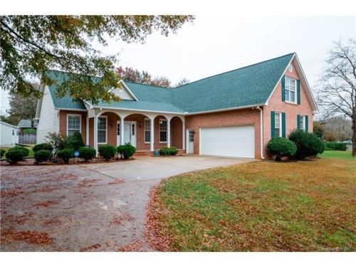 102 Oakview Dr, Salisbury, NC 28146-8399
