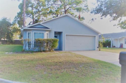 305 Willow St, Titusville, FL 32780-7251
