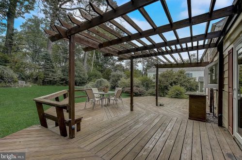 107 Bartholomew Rd, Berwyn PA  19312-1604 exterior