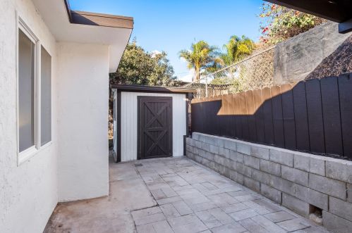 2031 Lanoitan Ave, National City CA  91950-6237 exterior