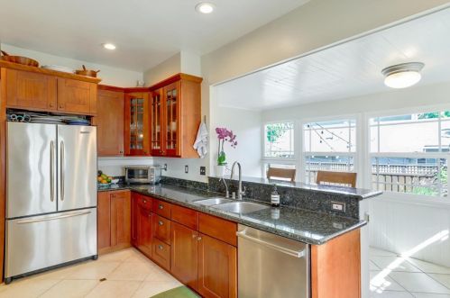 696 Coe Ave, San Jose CA  95125-2210 exterior