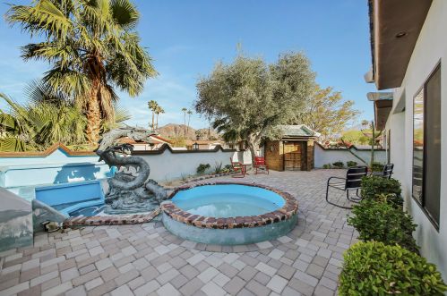 51705 Avenida Madero, La Quinta CA  92253-3114 exterior
