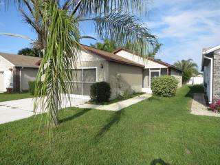 3965 Bayberry Dr, Melbourne, FL 32901-8424