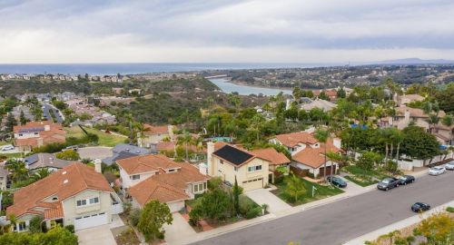 1588 Bella Vista Dr, Encinitas CA  92024-1265 exterior