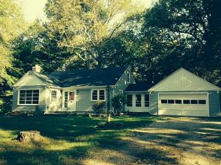 465 Danielson Pike, Scituate RI  02825-1308 exterior