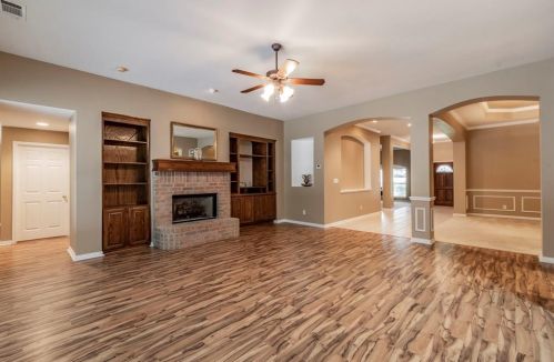 7108 Brisas Ct, Denton, TX 76210-3238