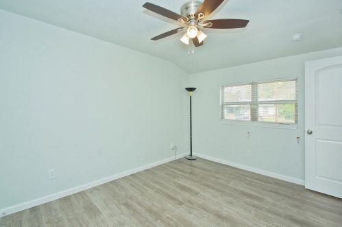 2820 Encino Dr, Dallas TX  75228-2312 exterior